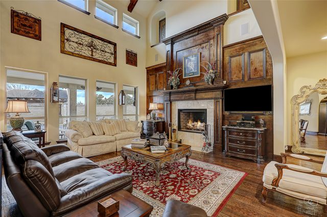 3878 Benchmark Lane, Frisco, TX 75034