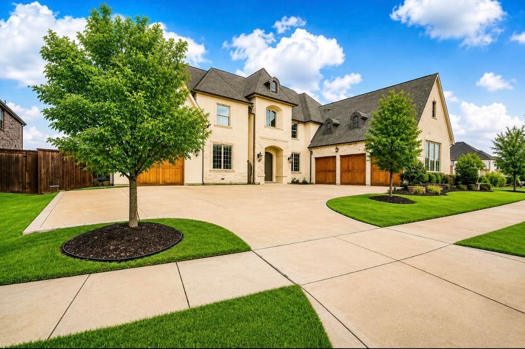 3878 Benchmark Lane, Frisco, TX 75034