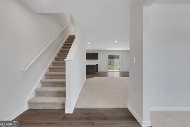812 Sweet Pine Brook, Stone Mountain, GA 30087