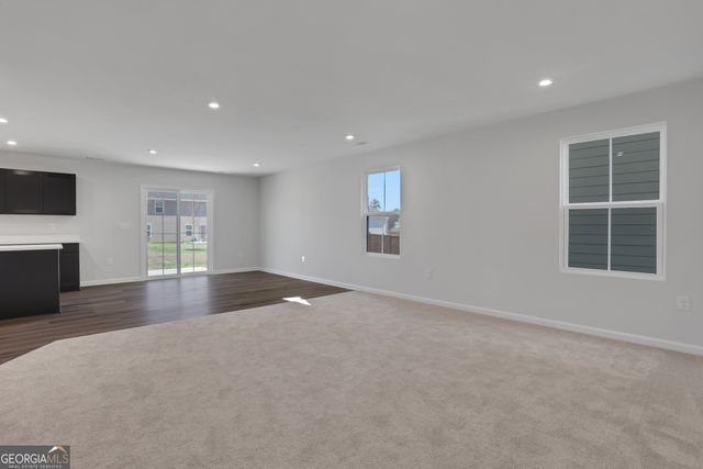 812 Sweet Pine Brook, Stone Mountain, GA 30087