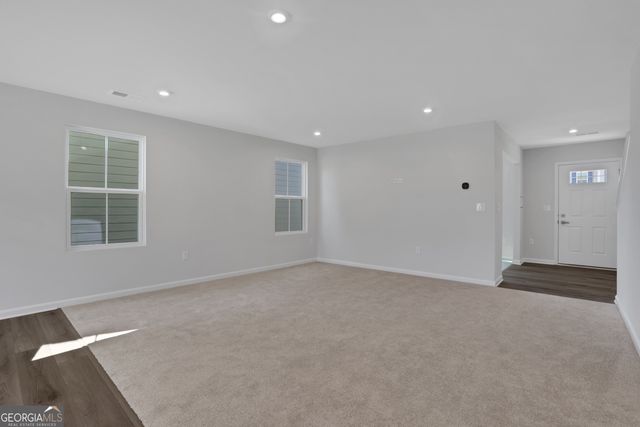812 Sweet Pine Brook, Stone Mountain, GA 30087