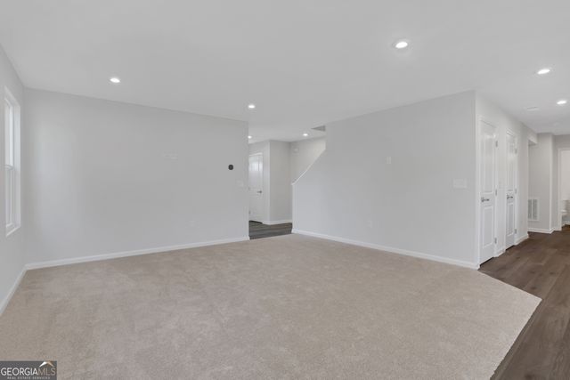 812 Sweet Pine Brook, Stone Mountain, GA 30087