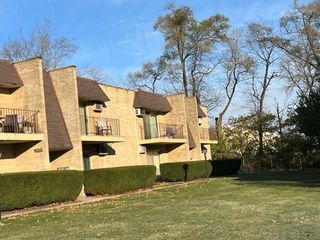 12820 S 71st Avenue 101, Palos Heights, IL 60463