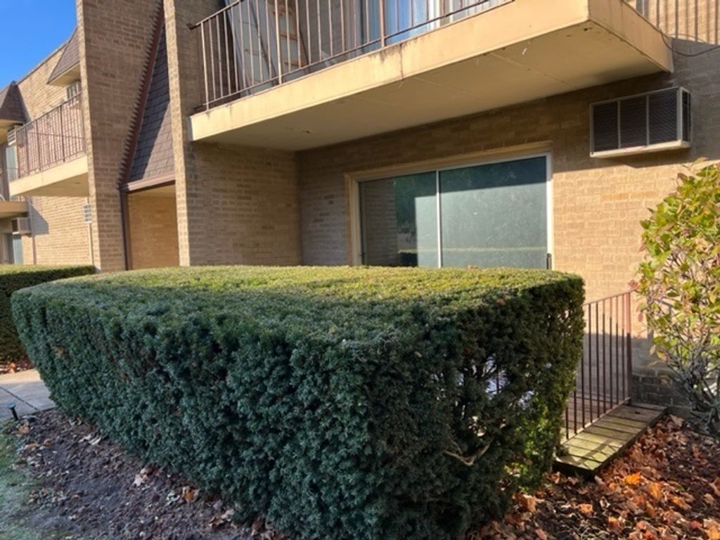 12820 S 71st Avenue 101, Palos Heights, IL 60463 — photo 2