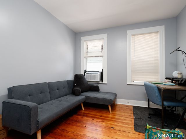 1287 Howard Avenue, Bridgeport, CT 06605