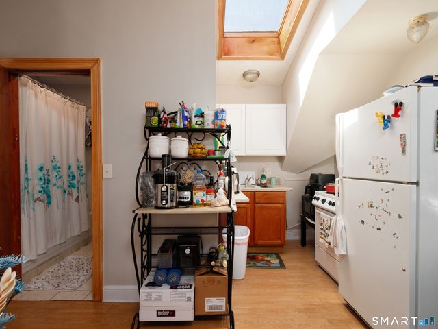 1287 Howard Avenue, Bridgeport, CT 06605
