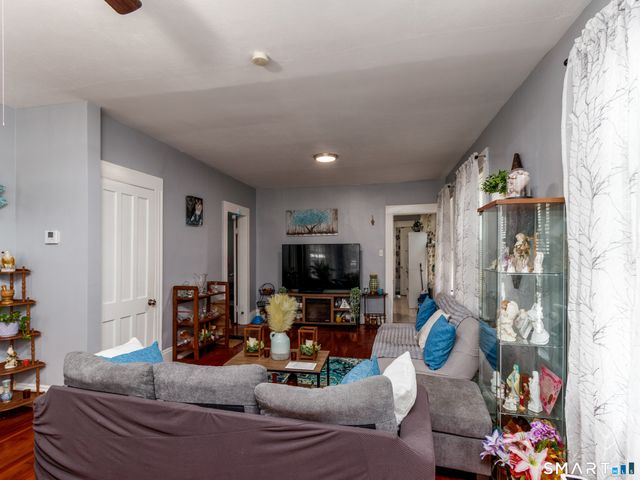 1287 Howard Avenue, Bridgeport, CT 06605