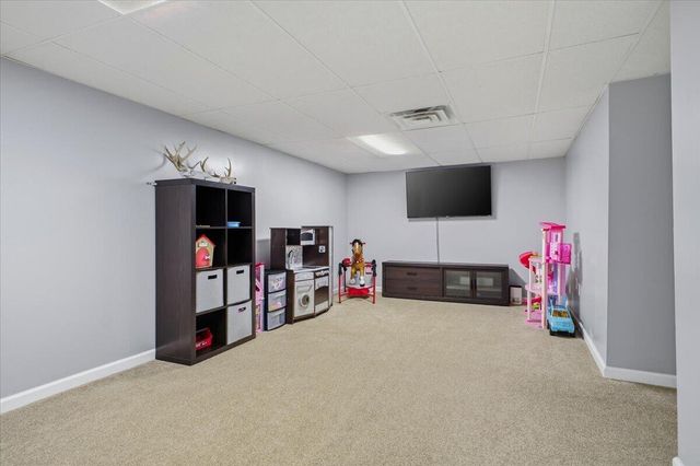 8546 Brubaker DR, Roanoke, VA 24019