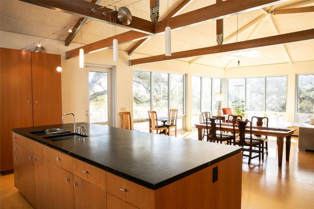 11107 Mt Falls School RD, Washington, TX 77880