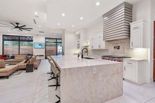 3002 Ferndale Street, Houston, TX 77098