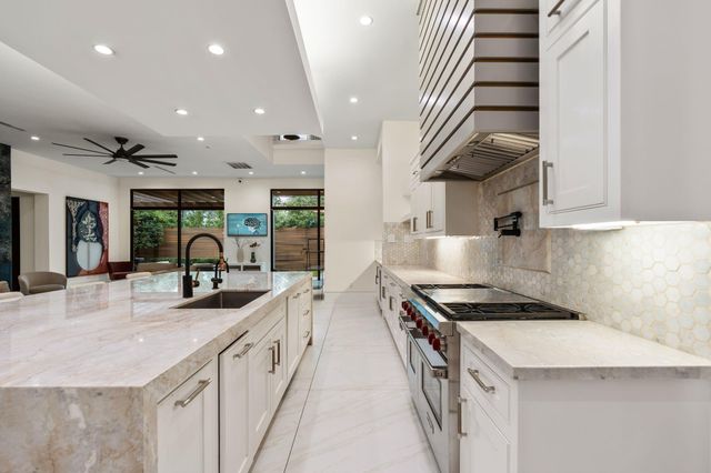 3002 Ferndale Street, Houston, TX 77098