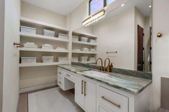 3002 Ferndale Street, Houston, TX 77098