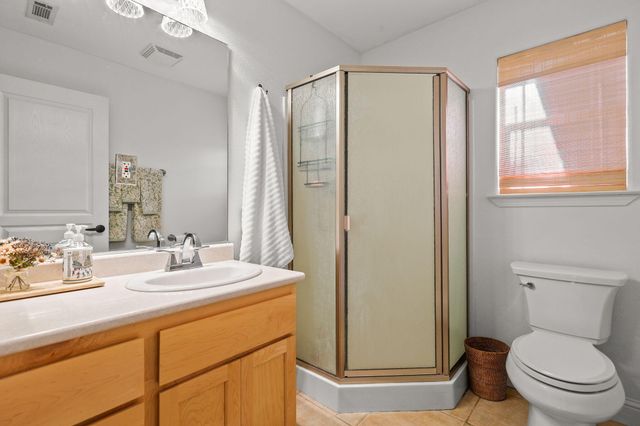 21960 Tom Bead Drive, Cottonwood, CA 96022