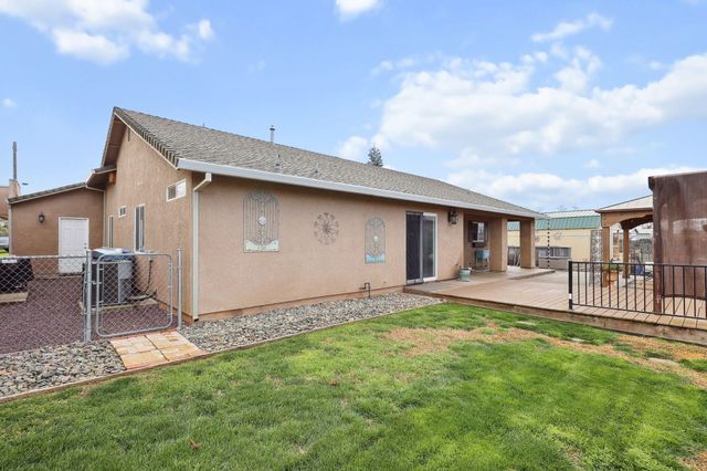 21960 Tom Bead Drive, Cottonwood, CA 96022