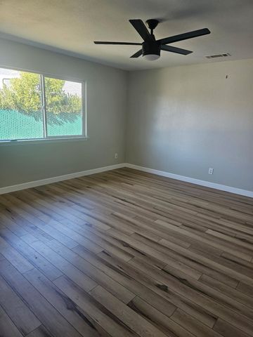 21960 Tom Bead Drive, Cottonwood, CA 96022