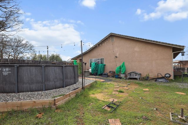 21960 Tom Bead Drive, Cottonwood, CA 96022