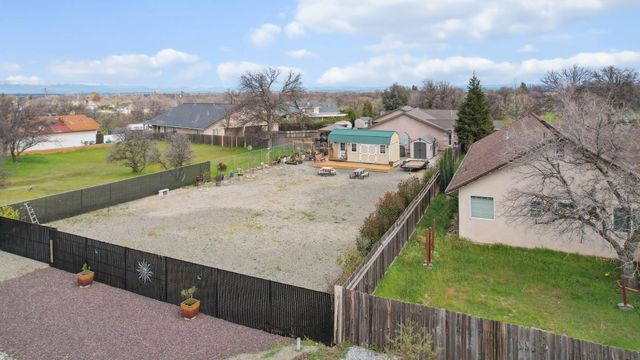 21960 Tom Bead Drive, Cottonwood, CA 96022