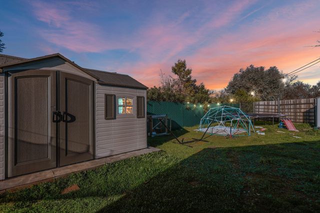 21960 Tom Bead Drive, Cottonwood, CA 96022