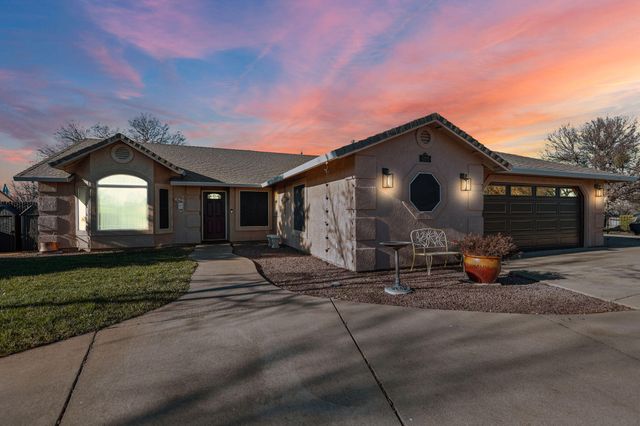 21960 Tom Bead Drive, Cottonwood, CA 96022