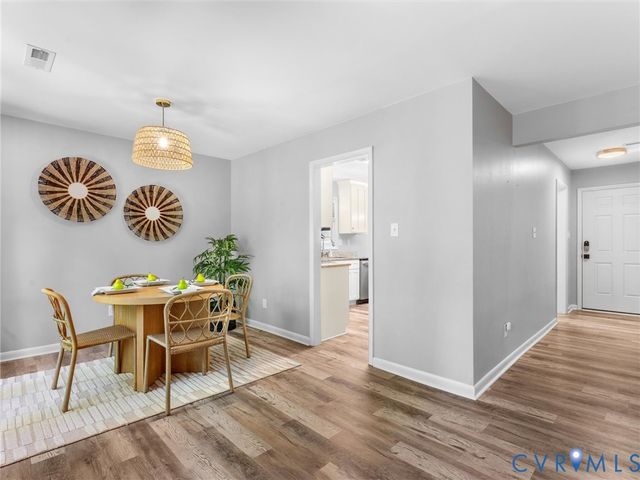 14115 Liberty Oaks Cir, Midlothian, VA 23112