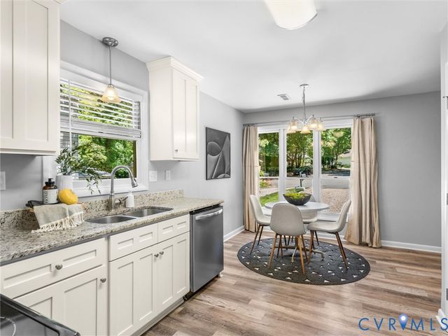 14115 Liberty Oaks Cir, Midlothian, VA 23112