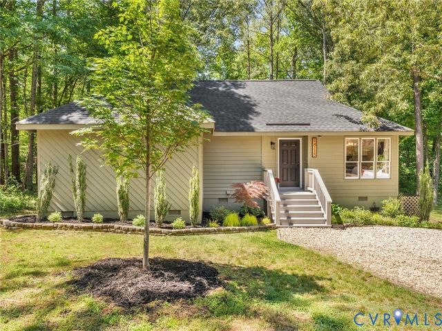 14115 Liberty Oaks Cir, Midlothian, VA 23112