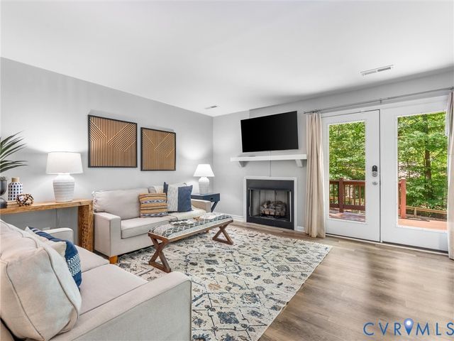 14115 Liberty Oaks Cir, Midlothian, VA 23112