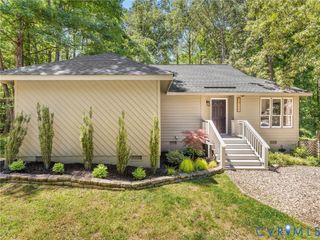 14115 Liberty Oaks Cir, Midlothian, VA 23112