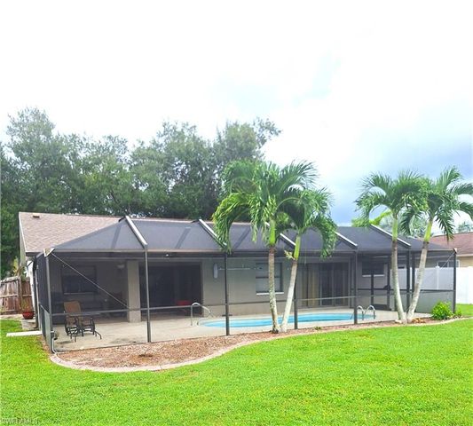 4008 SE 2nd AVE, Cape Coral, FL 33904