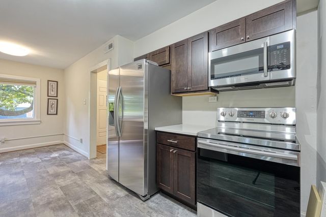 724 Ridgedale Dr, Spartanburg, SC 29388