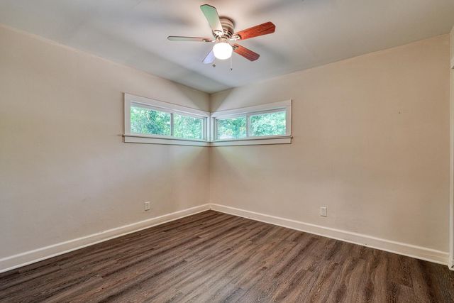 724 Ridgedale Dr, Spartanburg, SC 29388