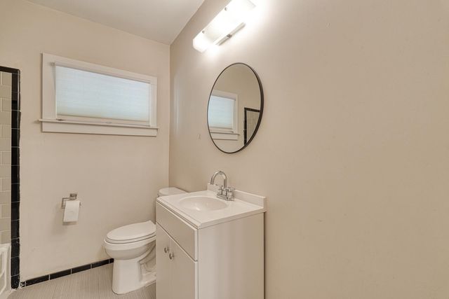 724 Ridgedale Dr, Spartanburg, SC 29388