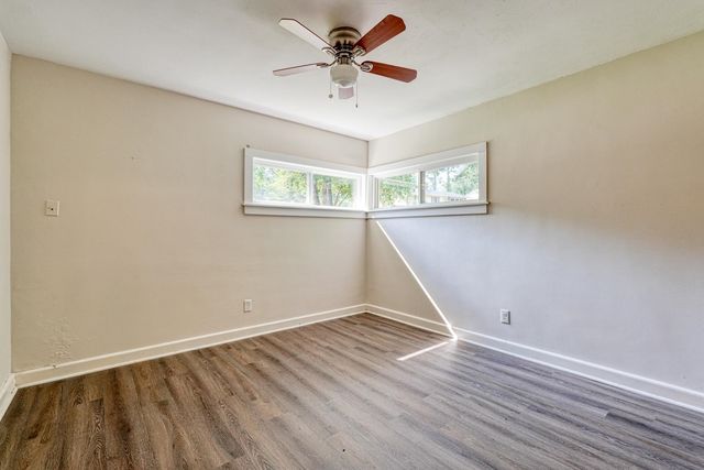 724 Ridgedale Dr, Spartanburg, SC 29388