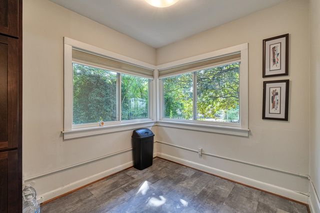 724 Ridgedale Dr, Spartanburg, SC 29388