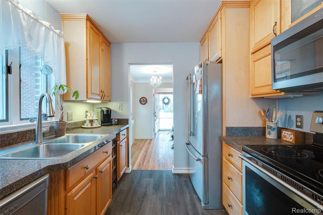 24910 Rockford Street, Dearborn, MI 48124