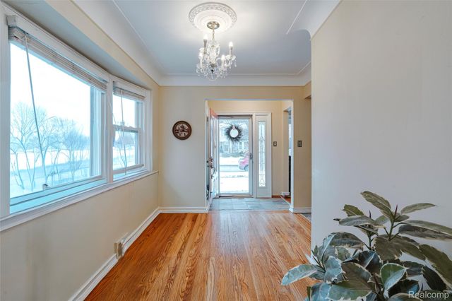 24910 Rockford Street, Dearborn, MI 48124