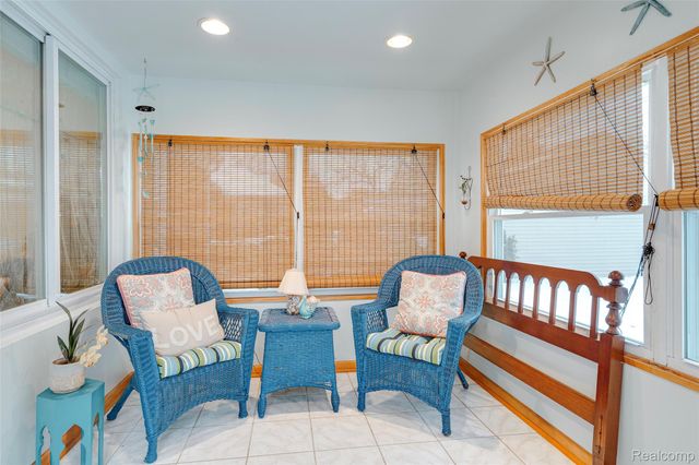 24910 Rockford Street, Dearborn, MI 48124