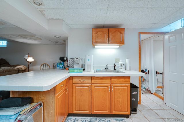 24910 Rockford Street, Dearborn, MI 48124