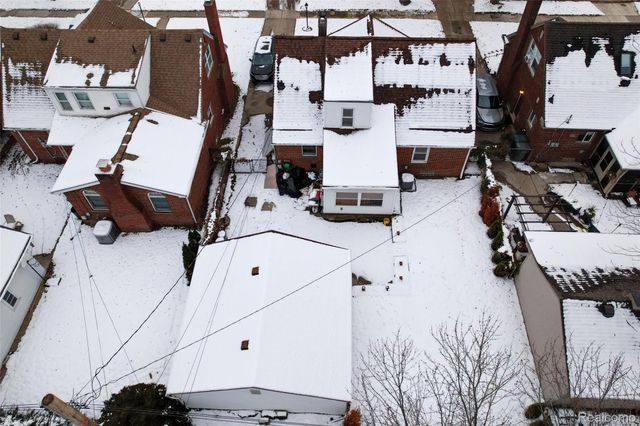 24910 Rockford Street, Dearborn, MI 48124