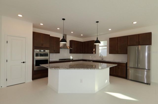 5049 SEA BRANCH AVENUE, Apollo Beach, FL 33572