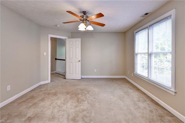 296 Walt Whitman AVE, Newport News, VA 23606