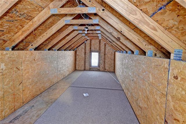 296 Walt Whitman AVE, Newport News, VA 23606