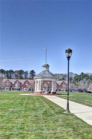 296 Walt Whitman AVE, Newport News, VA 23606