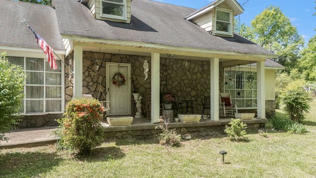 114 Glover Ln, Shelbyville, TN 37160