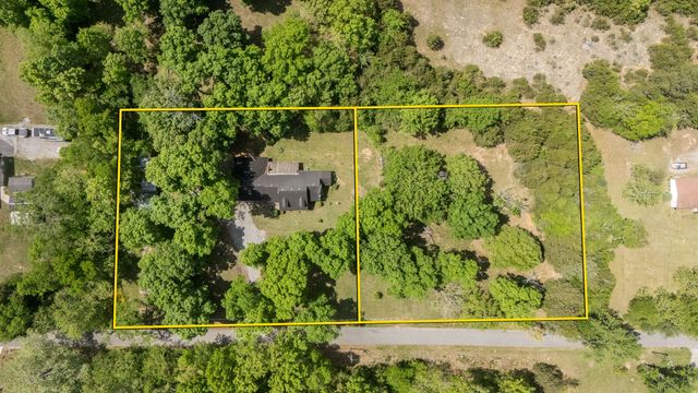 114 Glover Ln, Shelbyville, TN 37160