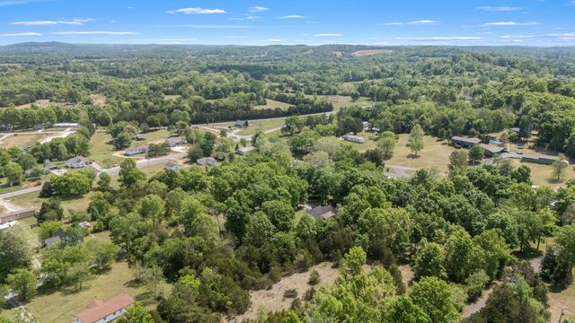 114 Glover Ln, Shelbyville, TN 37160