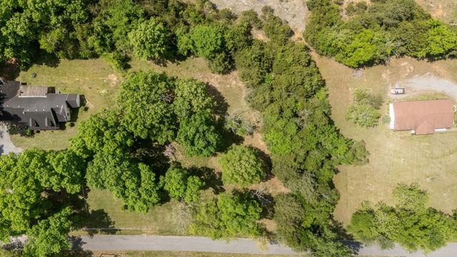 114 Glover Ln, Shelbyville, TN 37160