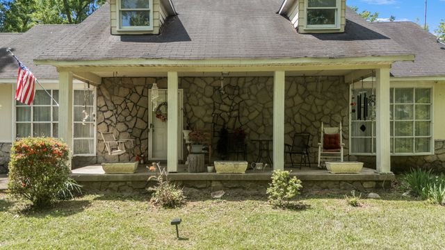 114 Glover Ln, Shelbyville, TN 37160