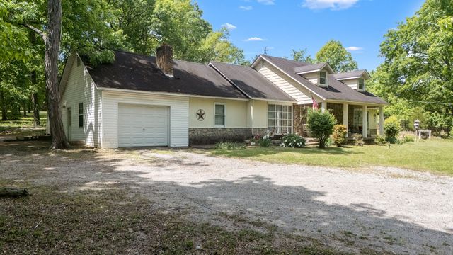 114 Glover Ln, Shelbyville, TN 37160