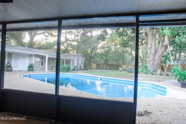 2417 Orrell Street, Gautier, MS 39553